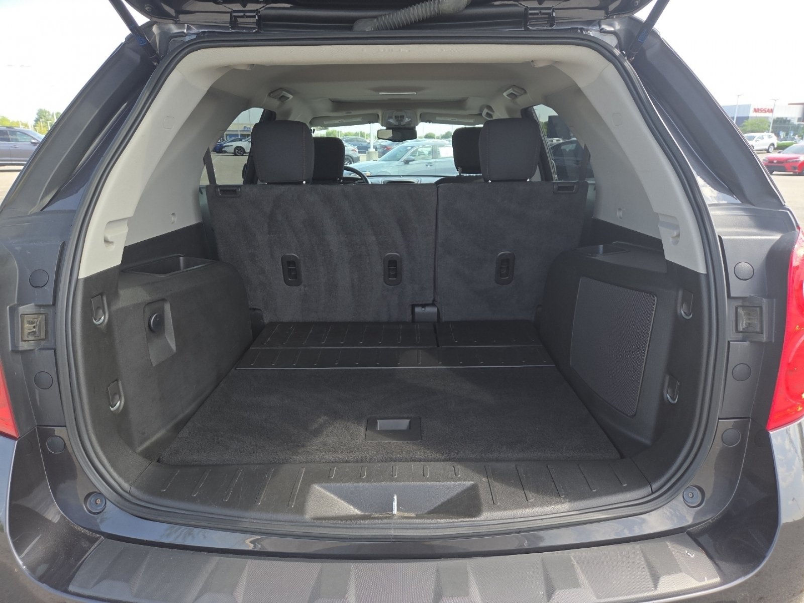 Used 2015 Chevrolet Equinox LT FWD image 18