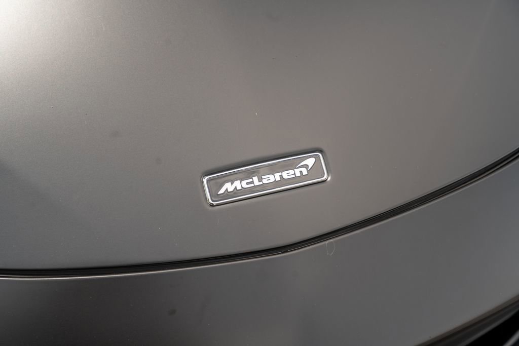 Used 2019 McLaren 570S Spider RWD image 6