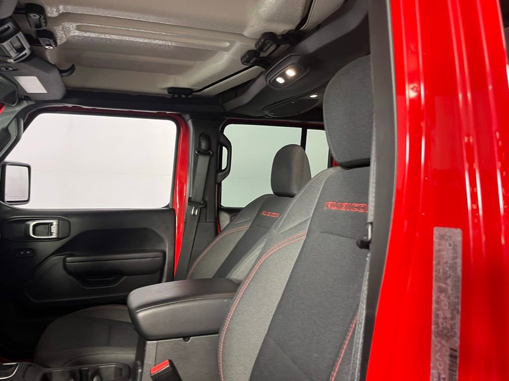 Used 2025 Jeep Wrangler Unlimited Rubicon image 15