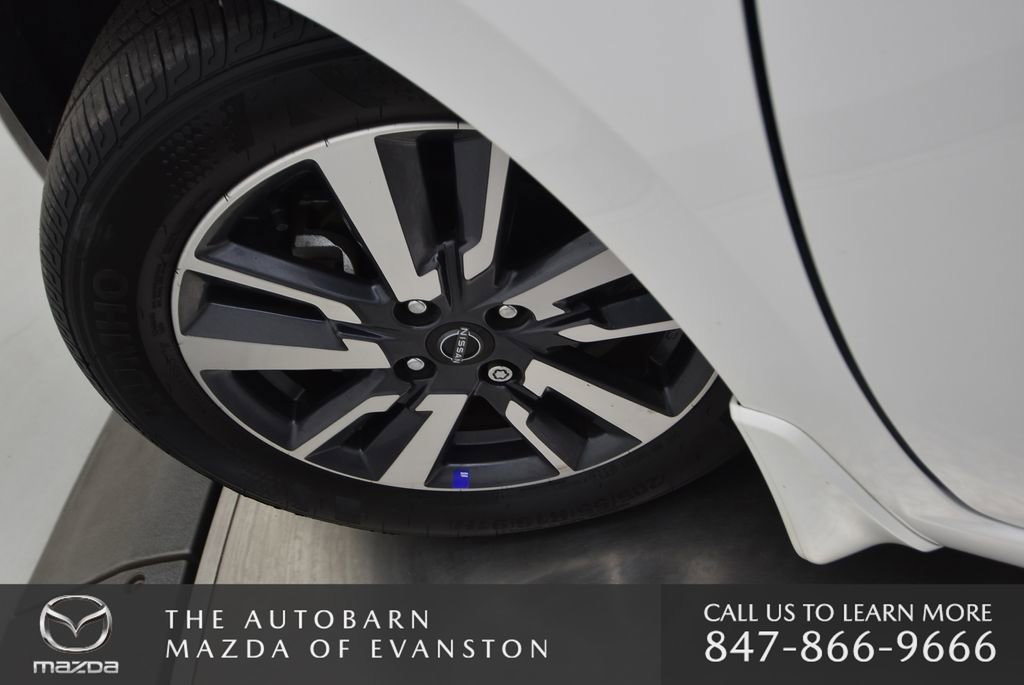 Used 2024 Nissan Versa SV w/ Trunk Package image 31