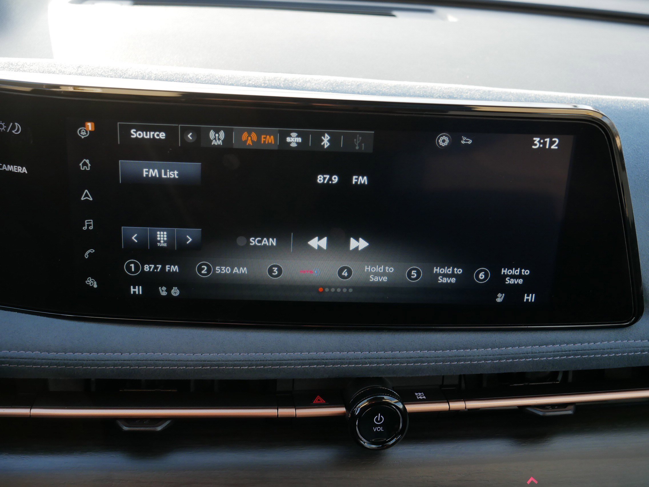 Certified 2024 Nissan Ariya AWD image 22