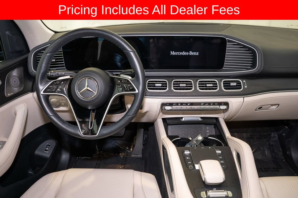 Used 2025 Mercedes-Benz GLS 450 4MATIC image 7