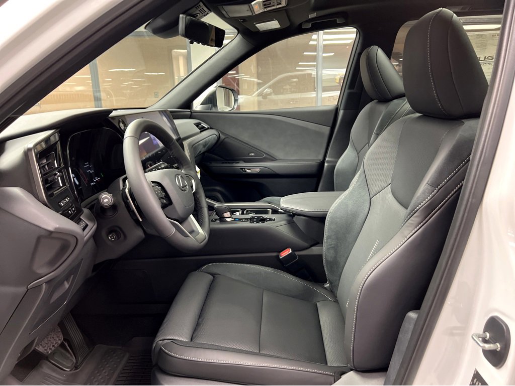 New 2025 Lexus TX 350 AWD image 9