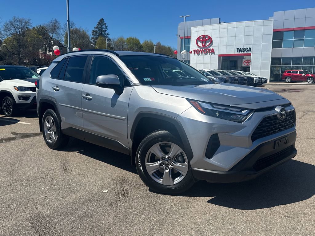 Used 2025 Toyota RAV4 XLE w/ Weather Package