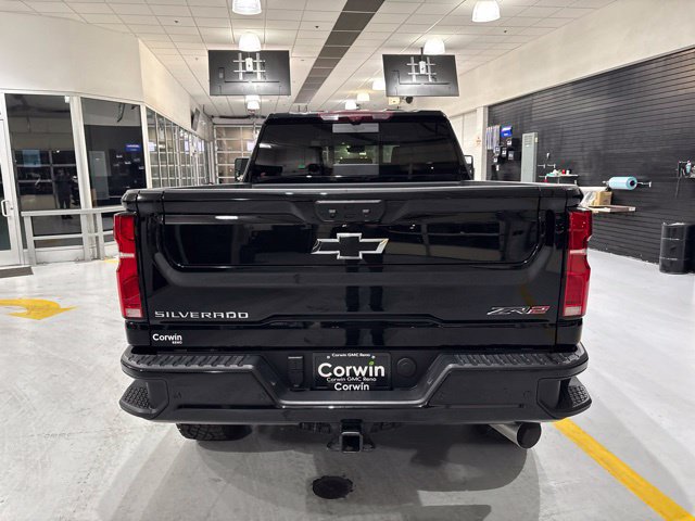 Used 2026 Chevrolet Silverado 2500 ZR2 AWD/4WD image 8