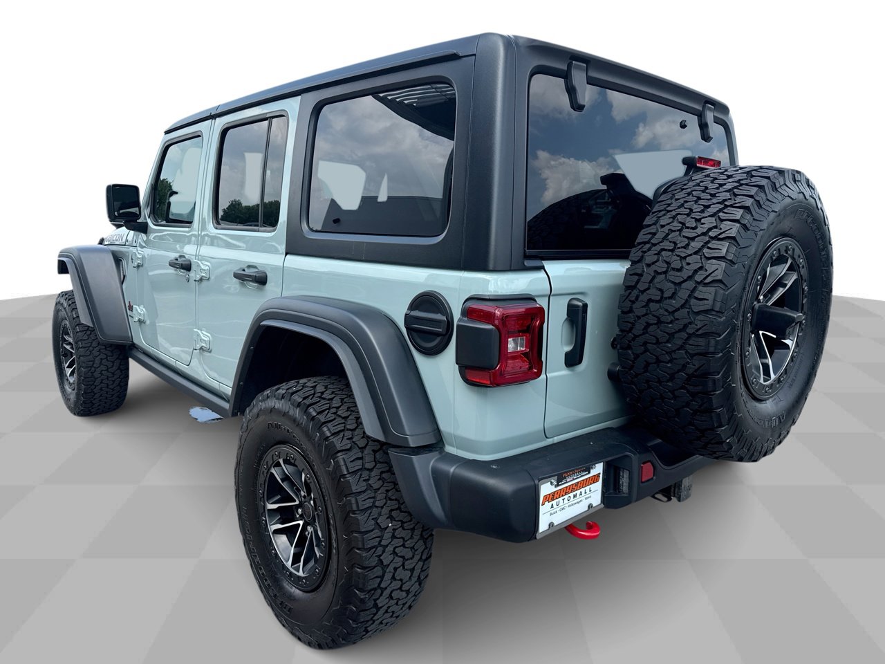 Used 2024 Jeep Wrangler Unlimited Rubicon w/ XTREMEE 35" Tire Package image 6