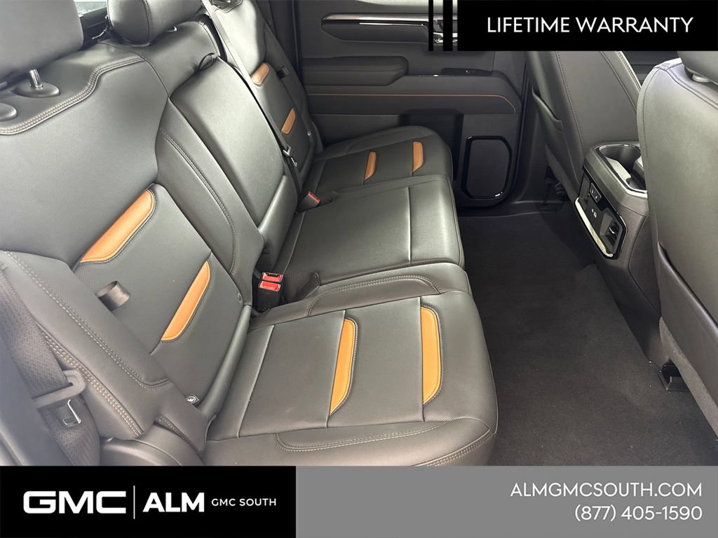New 2026 GMC Sierra 1500 AT4 w/ AT4 Premium Package AWD/4WD image 17