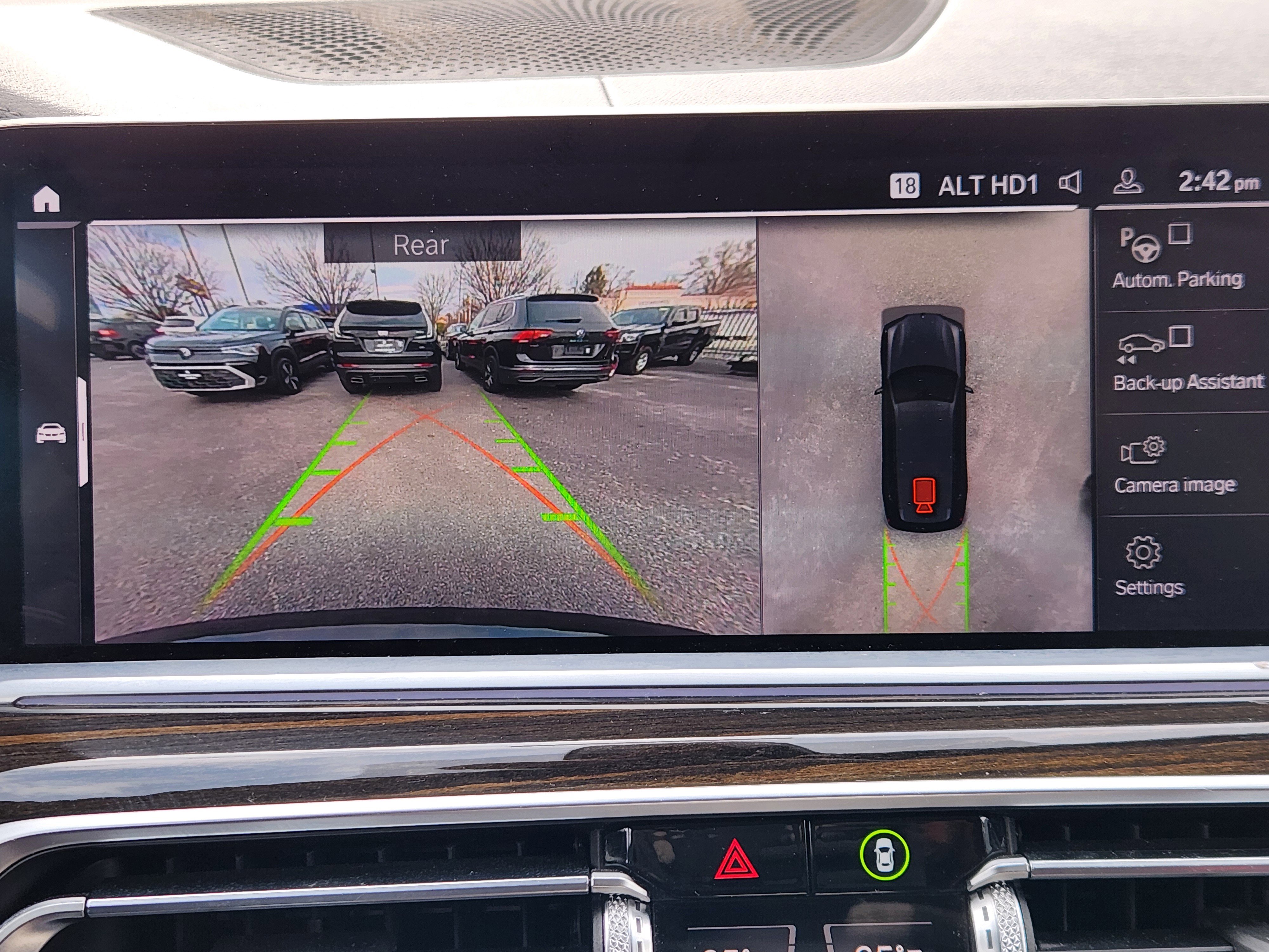 Used 2020 BMW X7 xDrive40i w/ Premium Package image 14