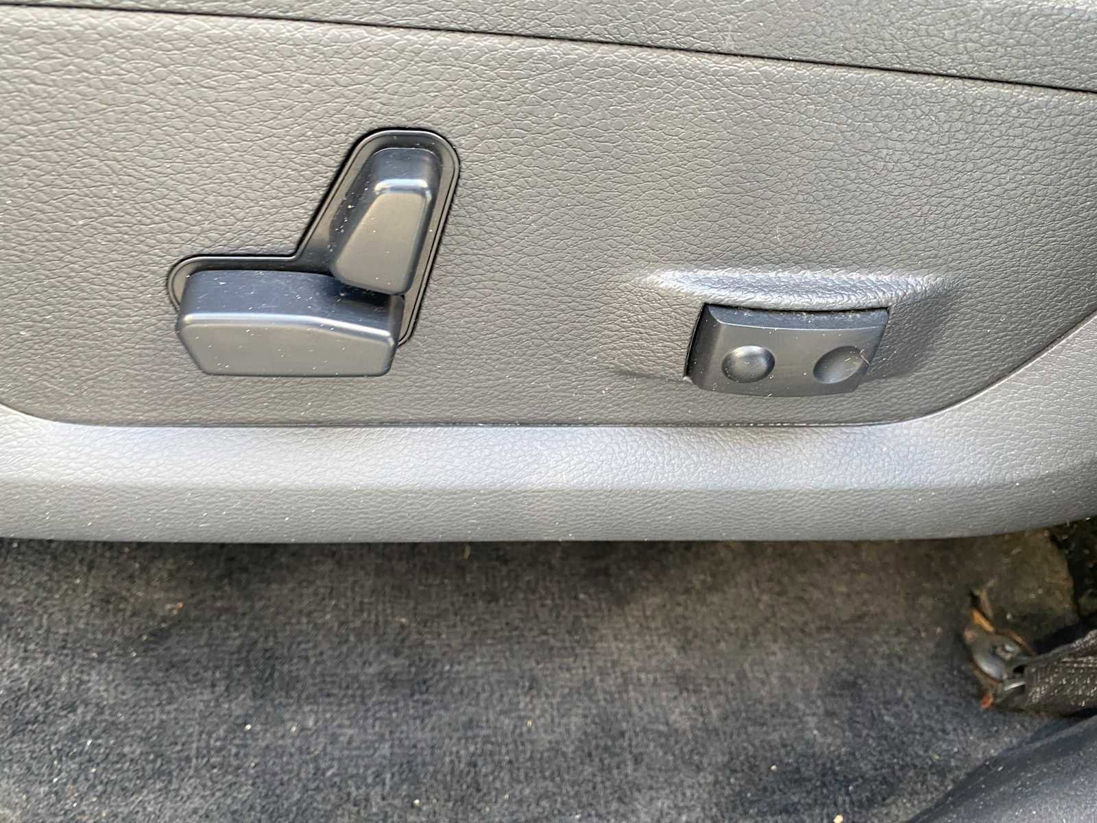 Used 2010 Dodge Ram 1500 Truck Sport image 19