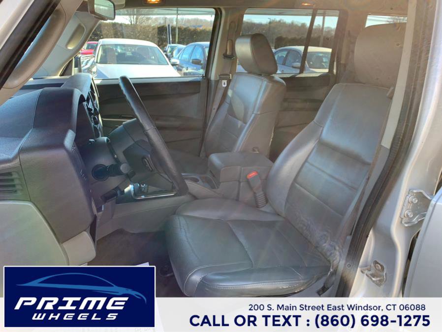 Used 2007 Jeep Commander Sport image 17