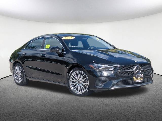 Used 2025 Mercedes-Benz CLA 250 4MATIC image 2
