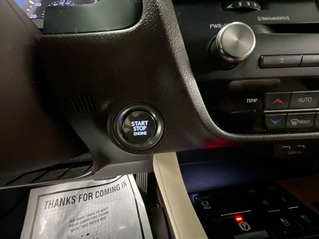 Used 2020 Lexus RX 350L FWD w/ Premium Package image 17