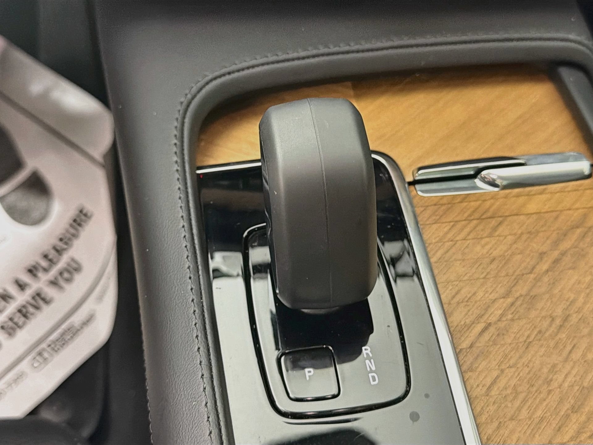 Certified 2024 Volvo XC90 B5 Plus AWD/4WD image 17