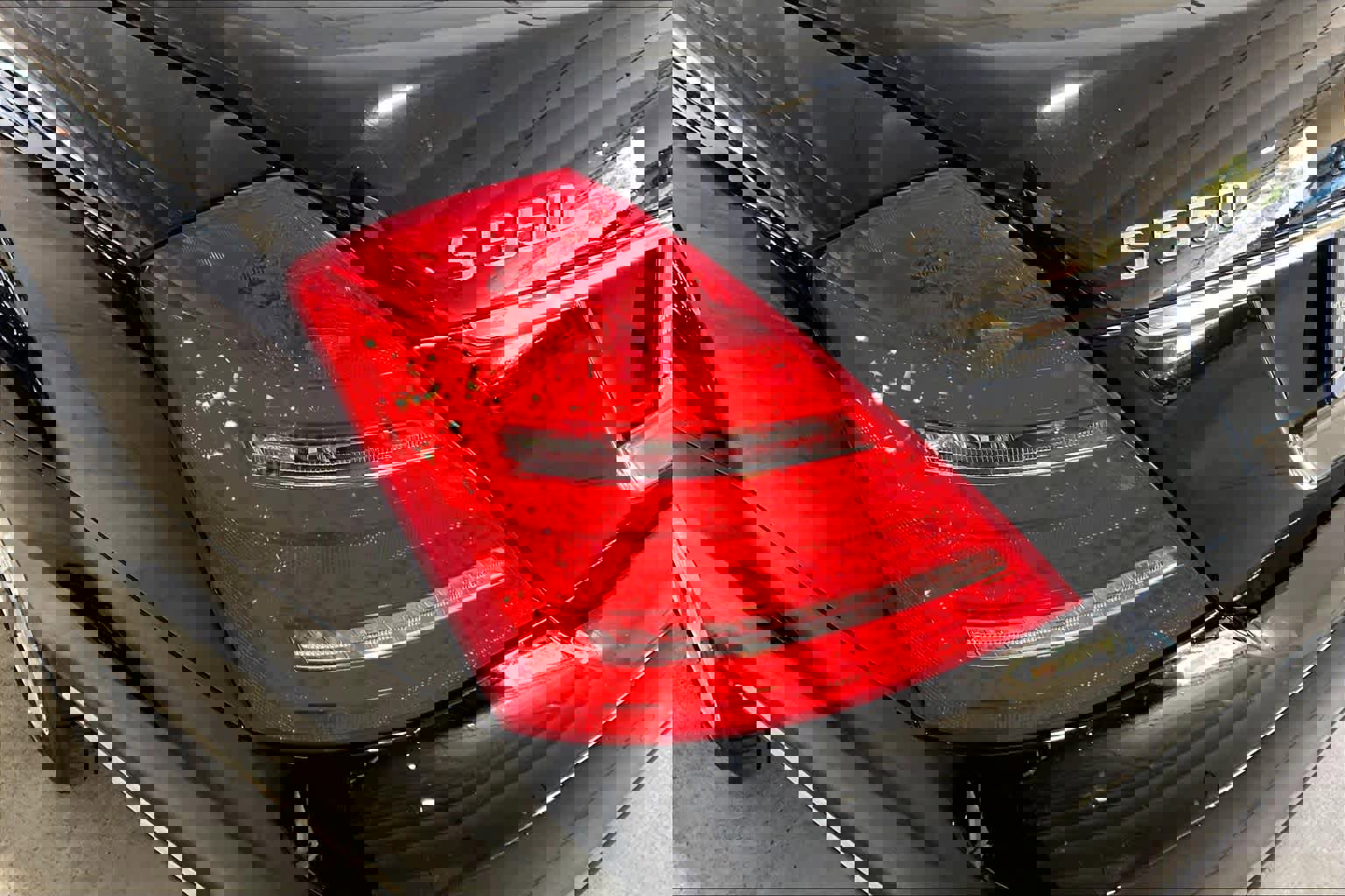 Used 2010 Mercedes-Benz S 550 4MATIC image 28