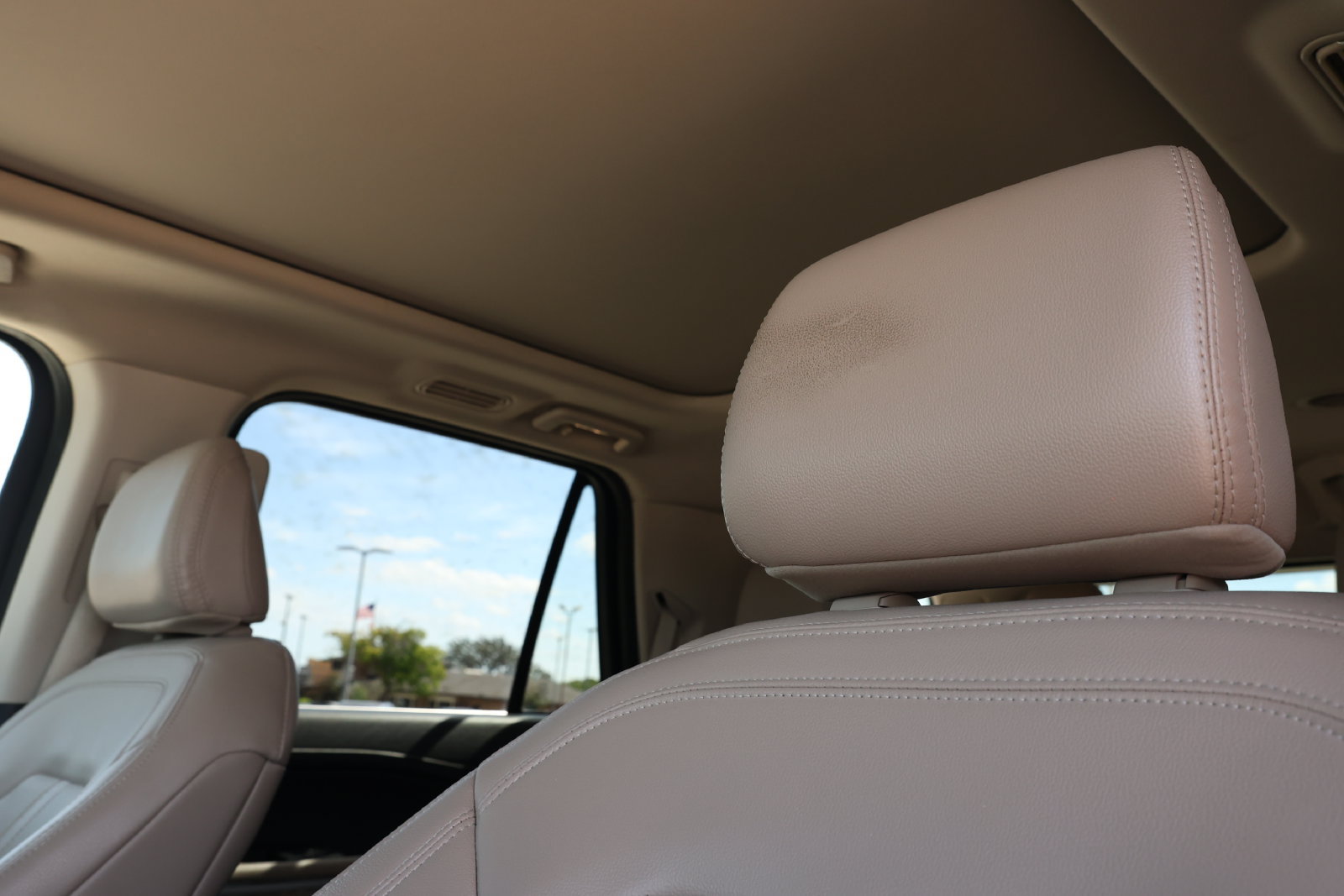 Used 2024 Ford Expedition Limited RWD image 16