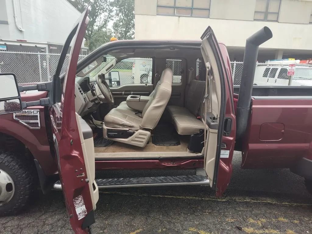 Used 2008 Ford F350 Lariat image 10