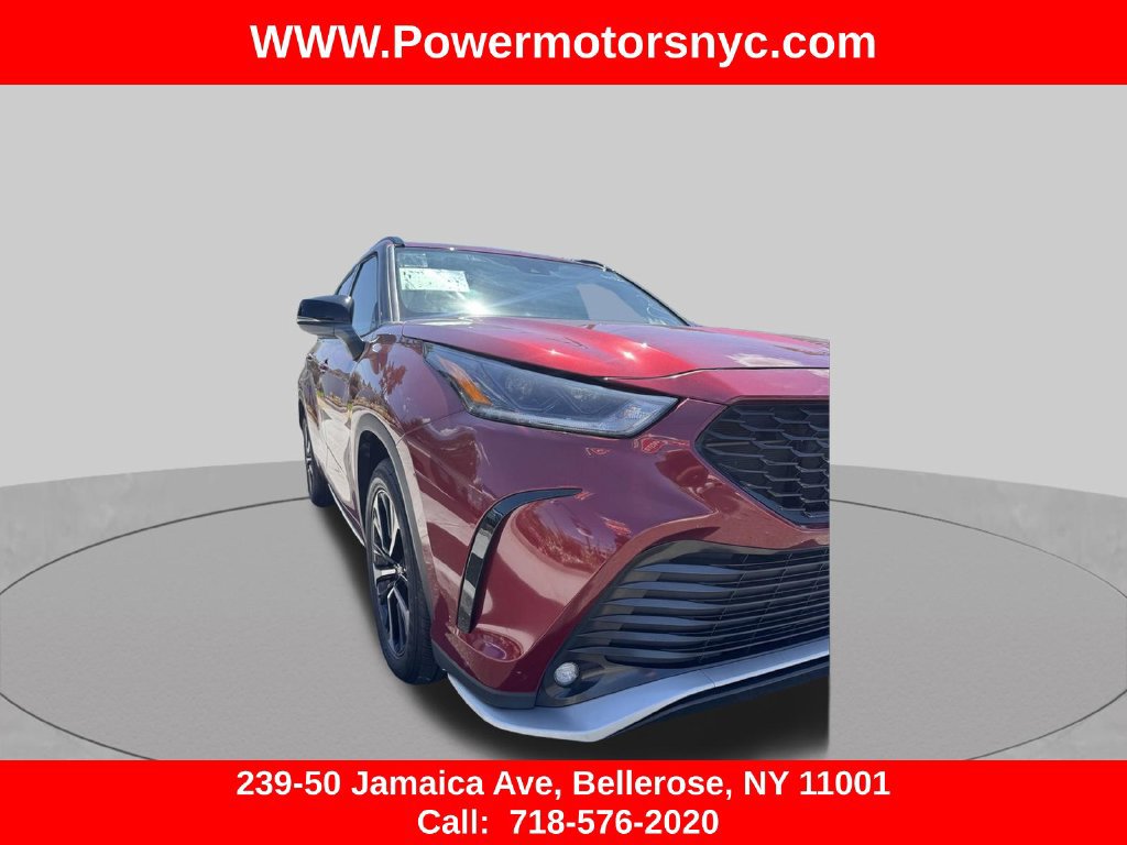 Used 2022 Toyota Highlander XSE FWD image 11