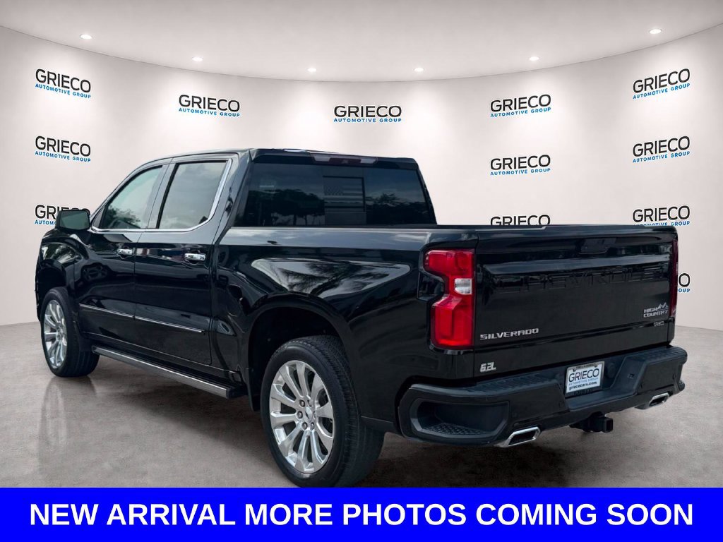 Used 2019 Chevrolet Silverado 1500 High Country w/ Technology Package AWD/4WD image 5
