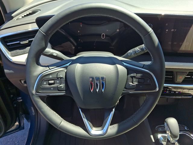 Used 2025 Buick Encore GX Avenir w/ Avenir Convenience Package AWD/4WD image 20