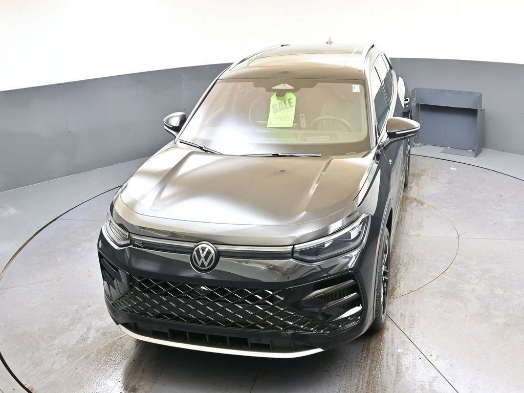 New 2026 Volkswagen Tiguan SEL R-Line image 37