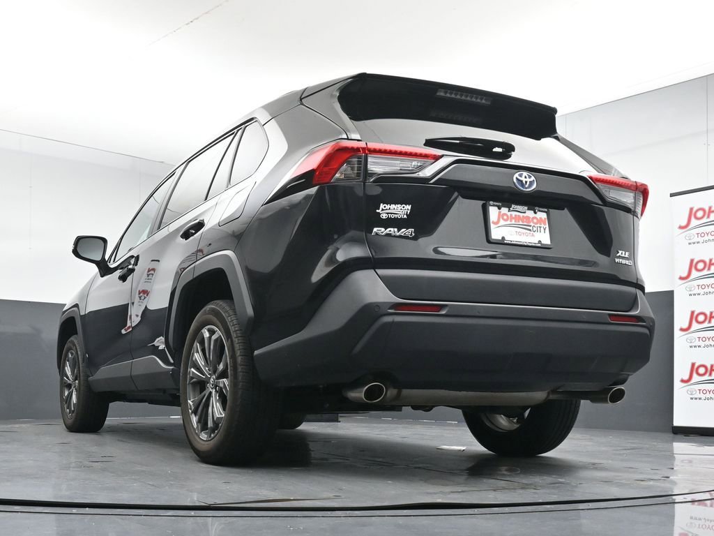 Used 2024 Toyota RAV4 XLE Premium w/ Weather Package AWD/4WD image 40