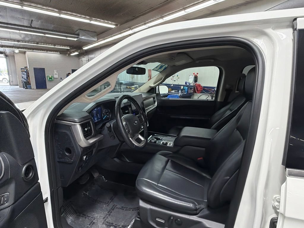 Used 2022 Ford Expedition Max XLT AWD/4WD image 20
