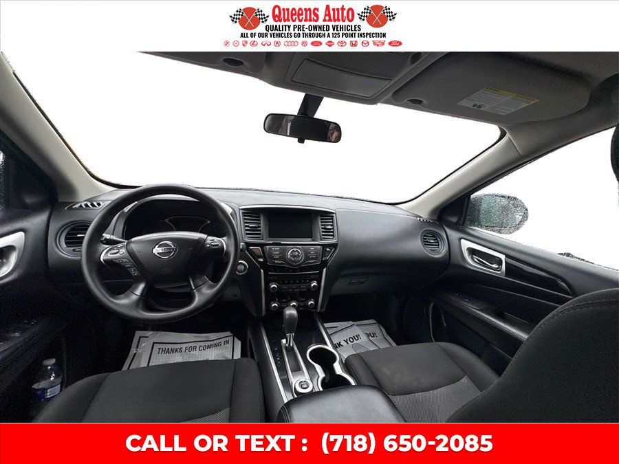 Used 2019 Nissan Pathfinder S AWD/4WD image 33