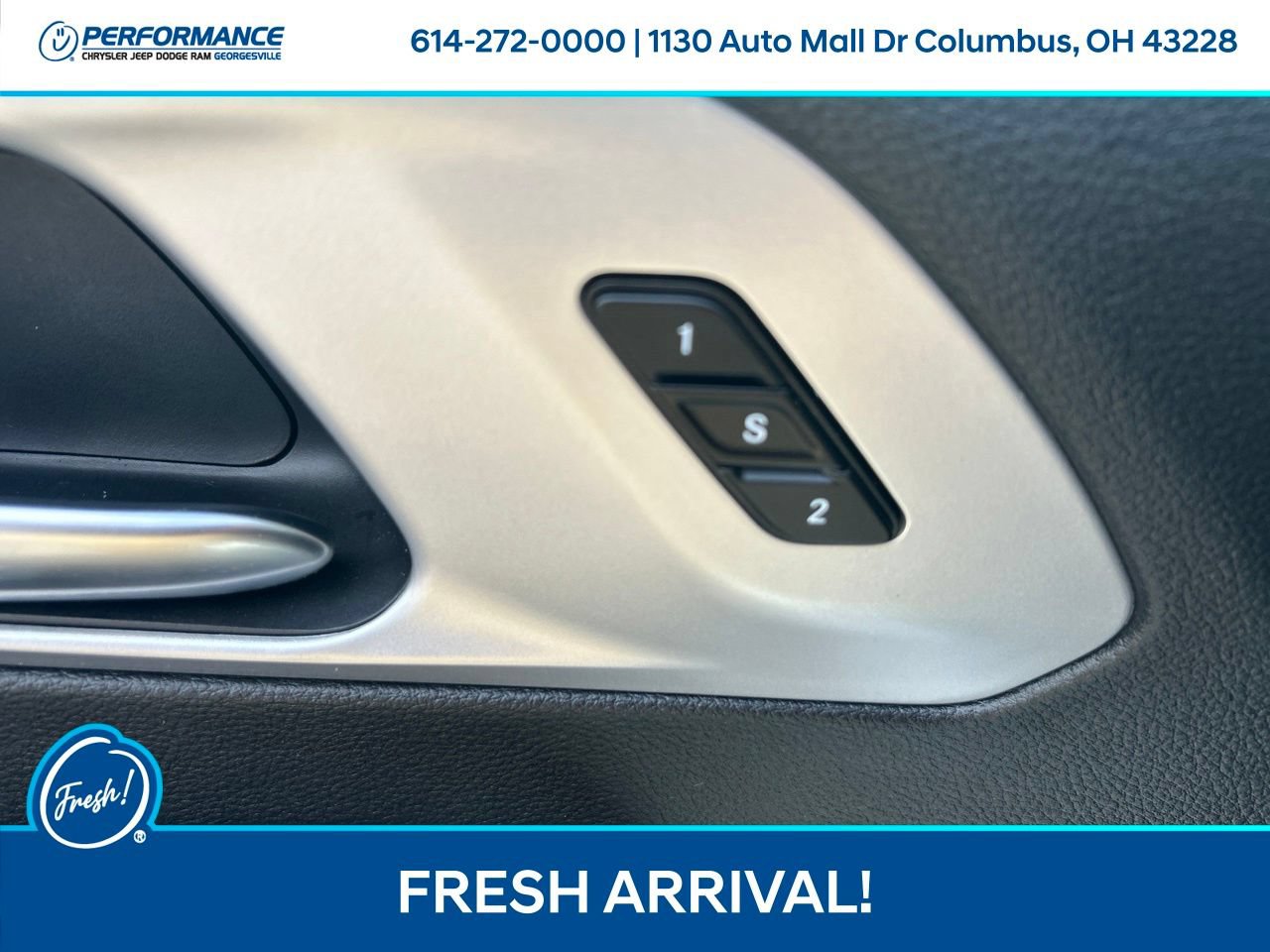 Used 2026 Chrysler Pacifica Select FWD image 19