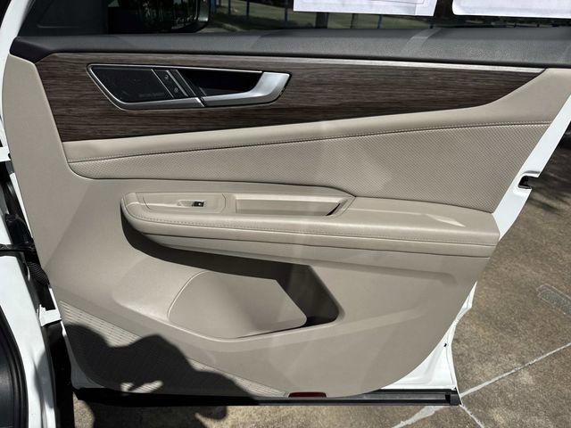 Used 2024 Volkswagen Atlas SEL Premium R-Line image 16