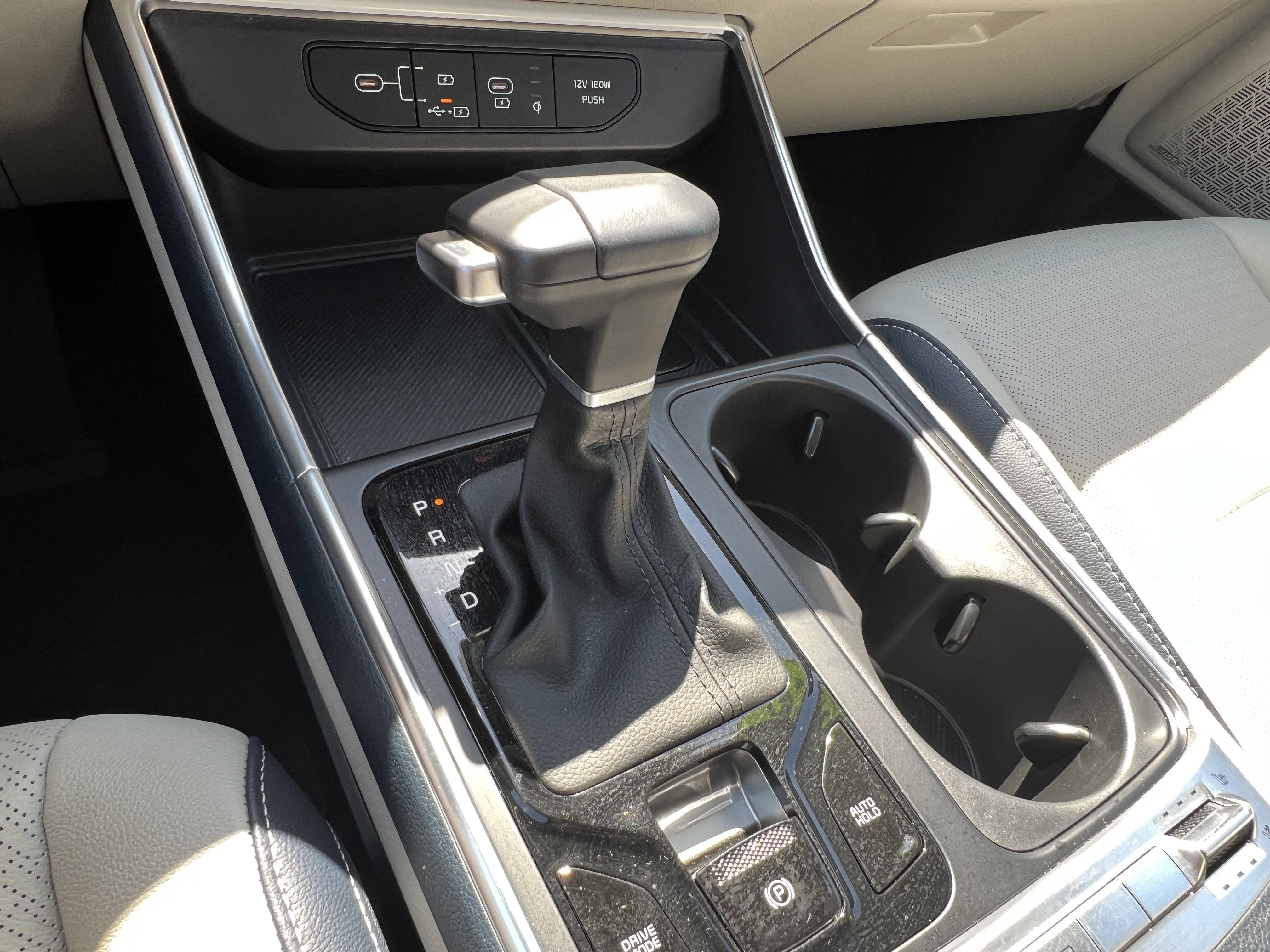 Certified 2026 Kia Carnival SX Prestige image 33