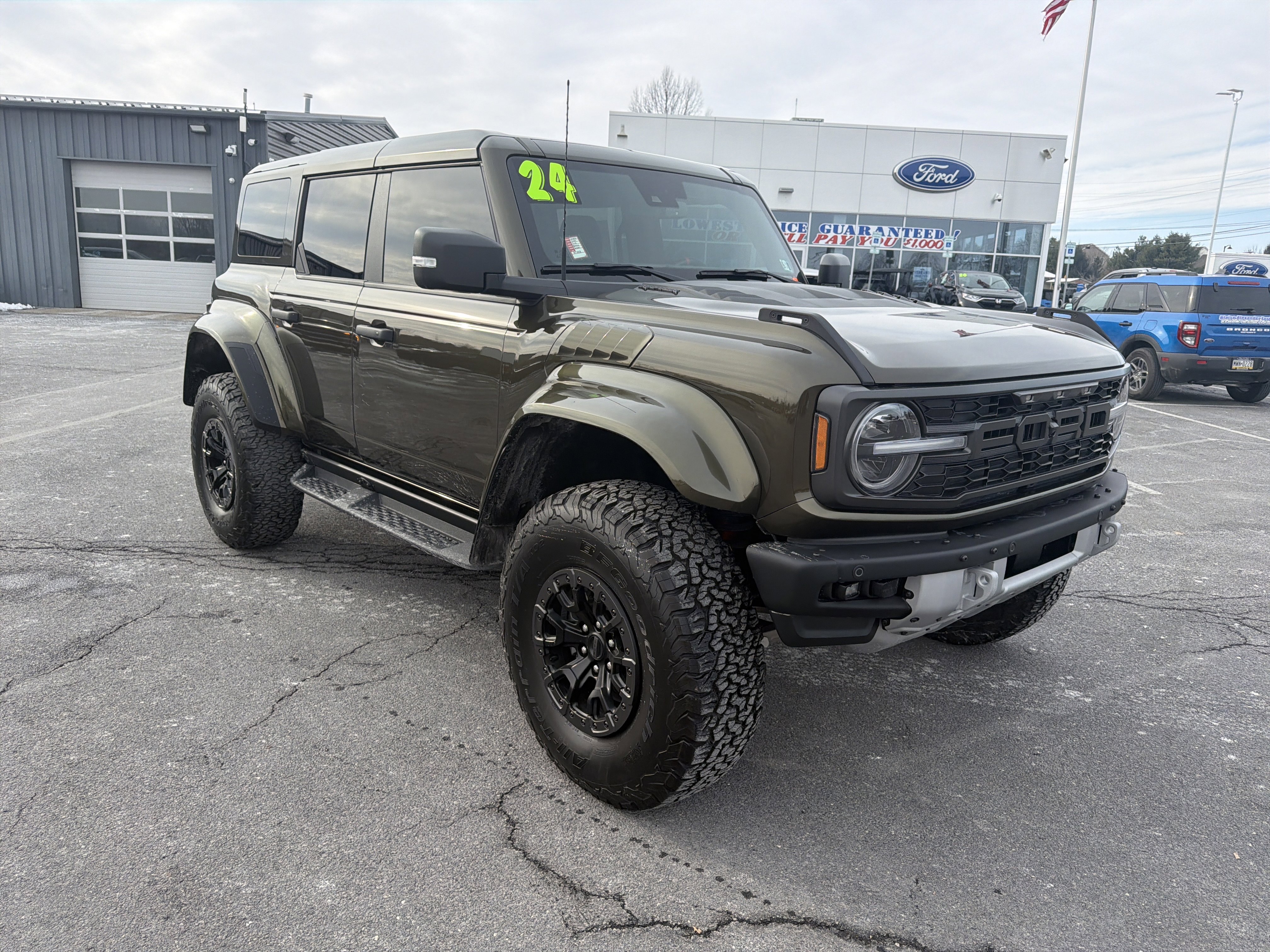 Used 2024 Ford Bronco Raptor w/ Interior Carbon Fiber Pack 6