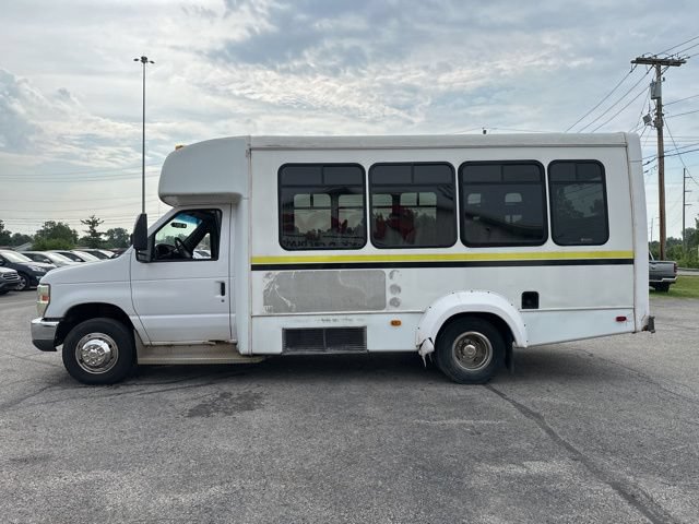 Used 2008 Ford E-350 and Econoline 350 Super Duty RWD image 4