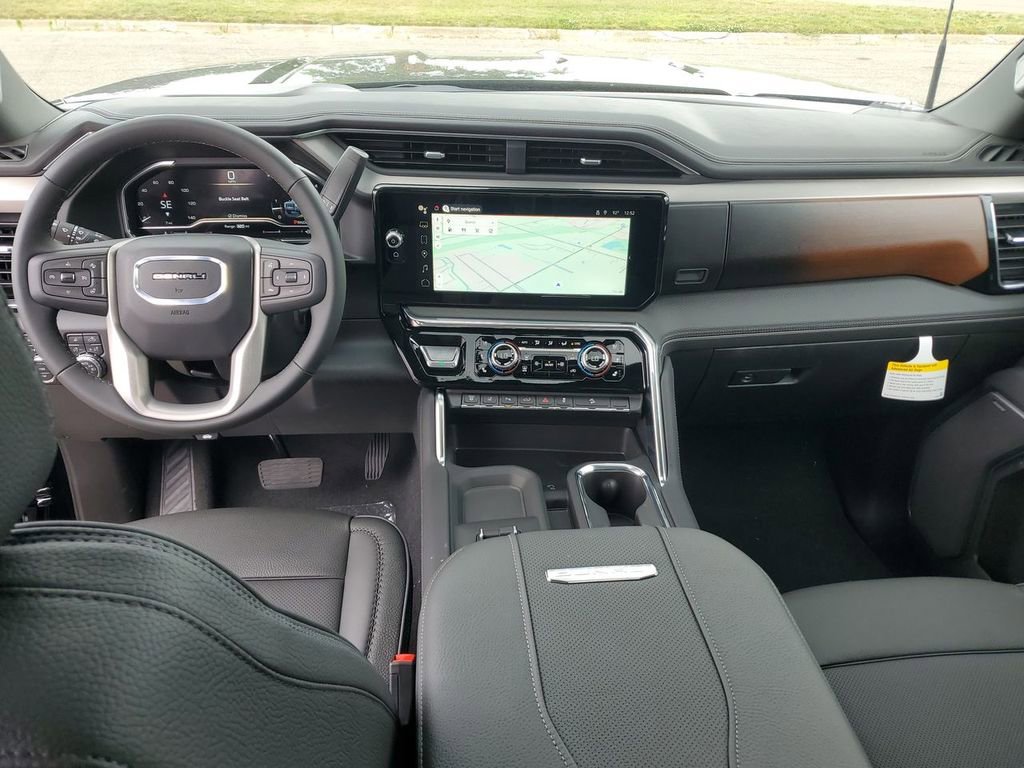 New 2025 GMC Sierra 2500 Denali w/ Denali Reserve Package image 22