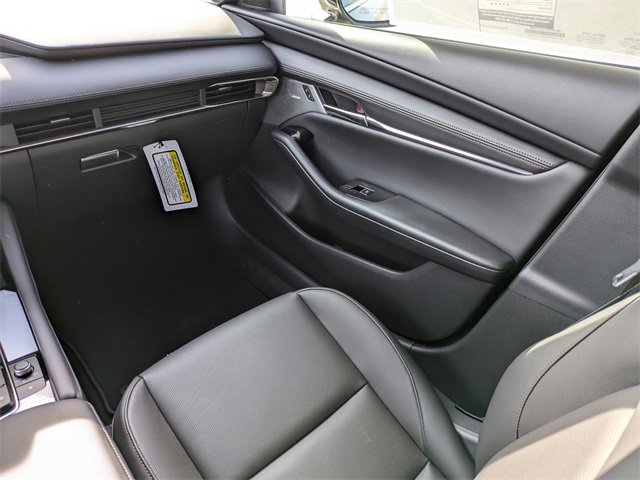 New 2025 MAZDA MAZDA3 Hatchback w/Premium Plus Pkg image 15