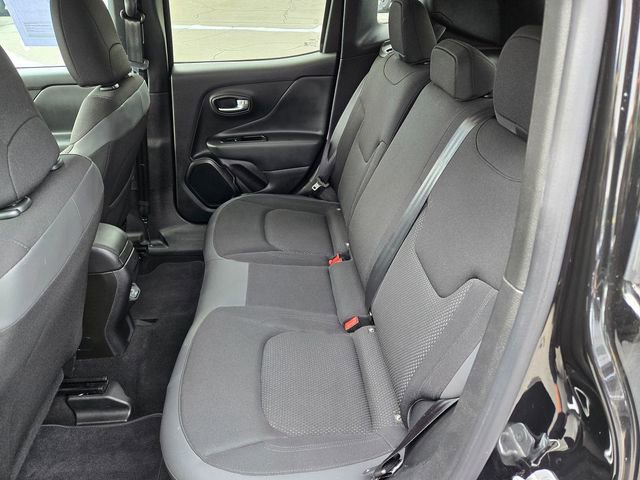 Used 2020 Jeep Renegade Altitude image 7