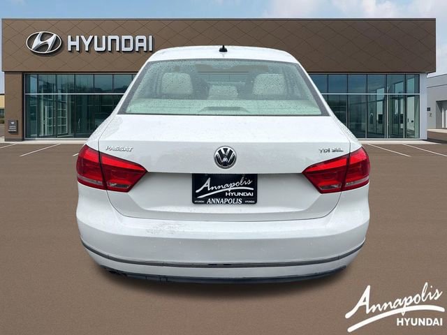 Used 2014 Volkswagen Passat TDI SEL Premium FWD image 4