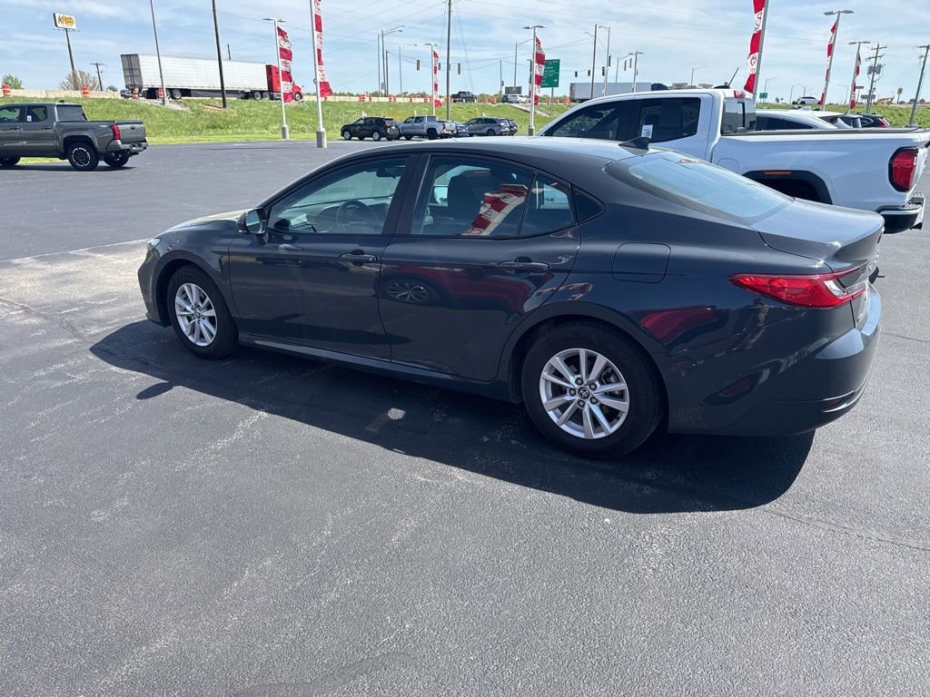 Used 2025 Toyota Camry LE FWD image 7