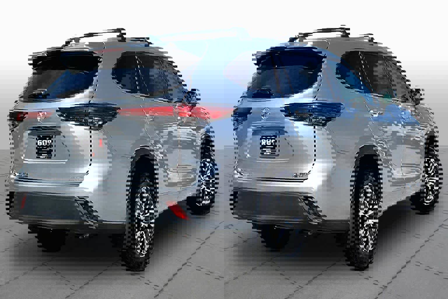 Used 2022 Toyota Highlander XLE image 13