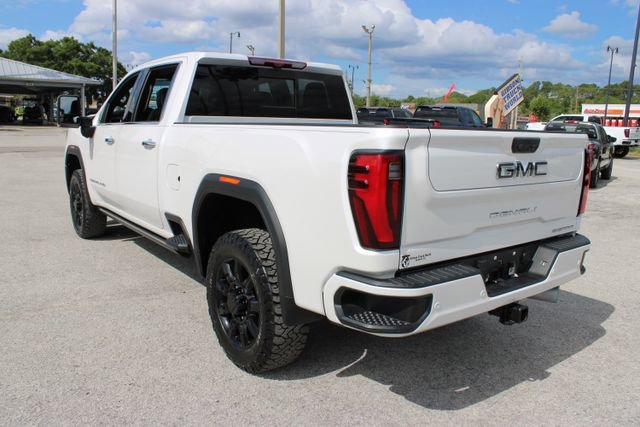 Used 2024 GMC Sierra 2500 Denali Ultimate image 8