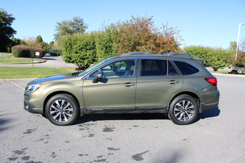 Used 2015 Subaru Outback 2.5i Limited AWD/4WD image 6