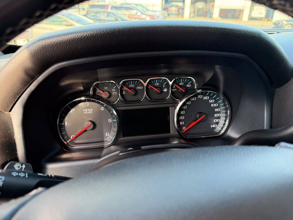Used 2018 Chevrolet Silverado 1500 LT w/ All Star Edition AWD/4WD image 19