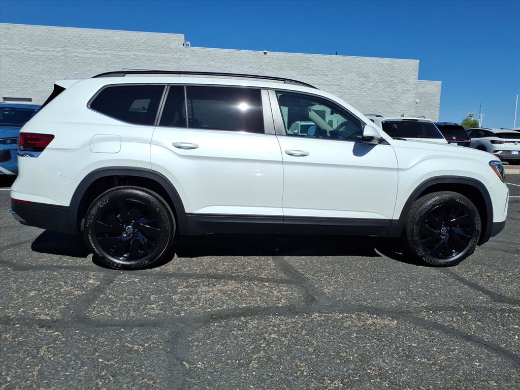 New 2026 Volkswagen Atlas SE image 7