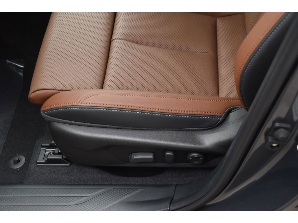New 2026 Subaru Outback Touring XT AWD/4WD image 32