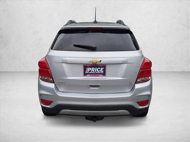 Used 2019 Chevrolet Trax LT w/ LT Convenience Package FWD image 6