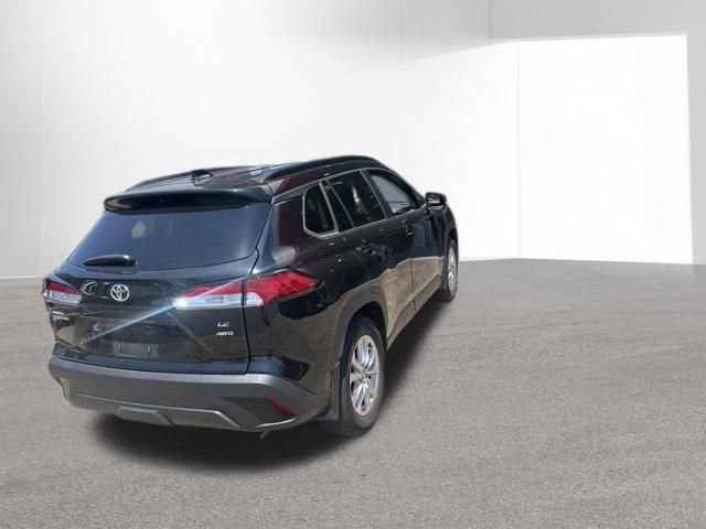 Used 2024 Toyota Corolla Cross LE w/ Moonroof Package AWD/4WD image 6