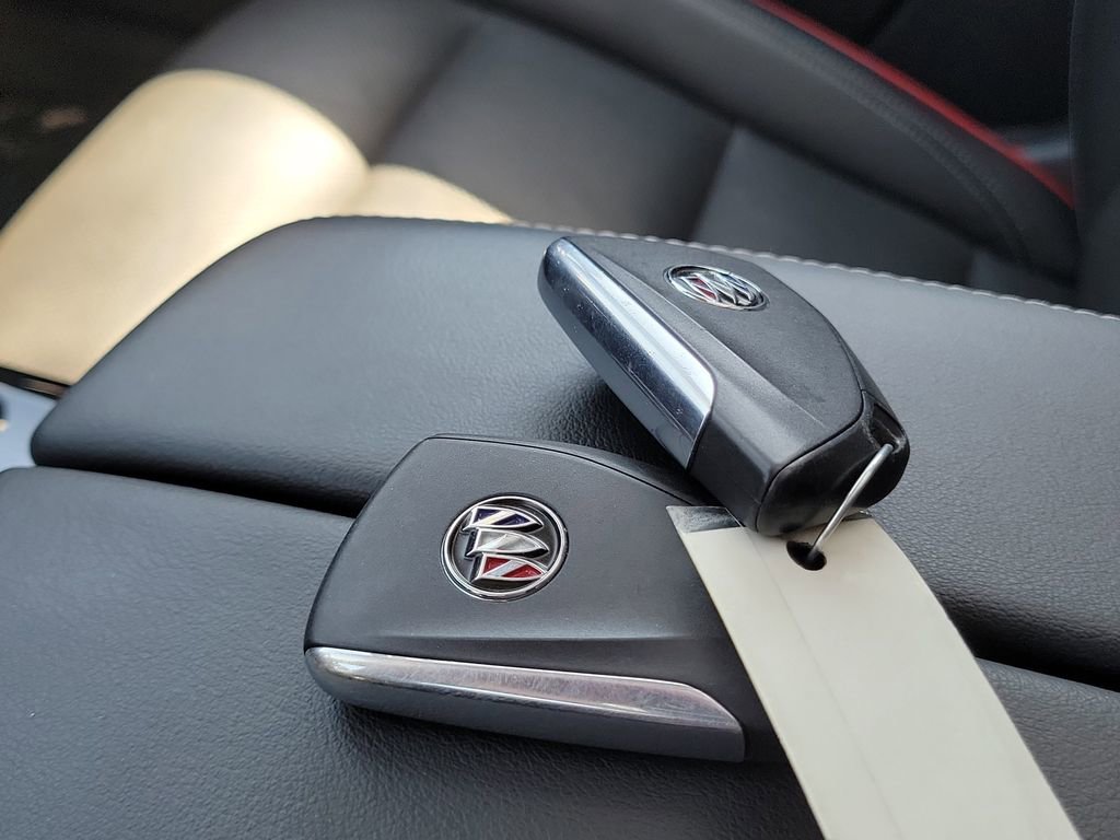 Used 2023 Buick Envision Essence w/ Sport Touring Package image 37