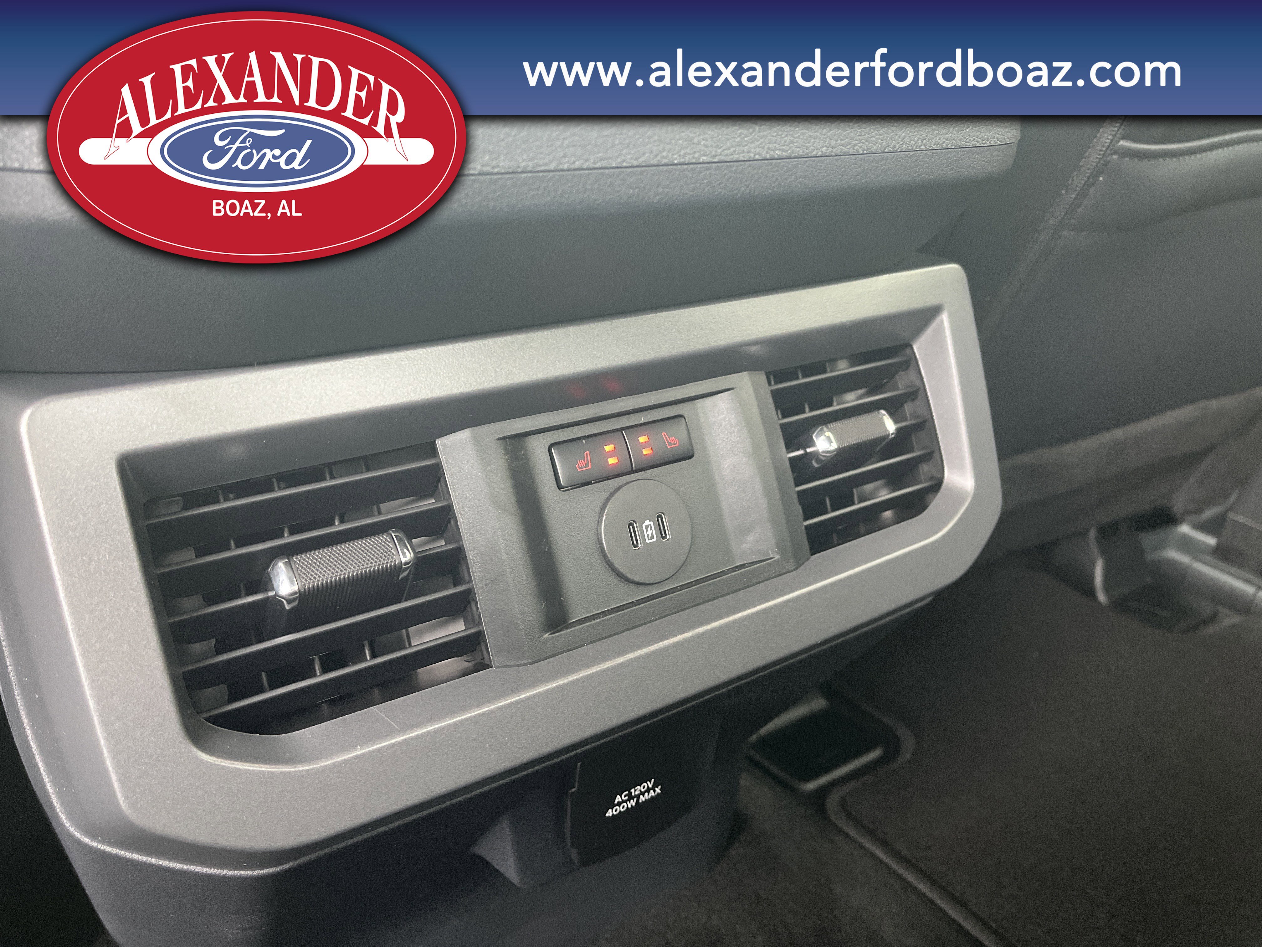 New 2026 Ford F350 Lariat w/ Black Appearance Package image 32