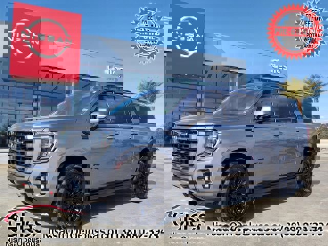 Used 2021 GMC Yukon XL AT4 w/ AT4 Premium Package image 1