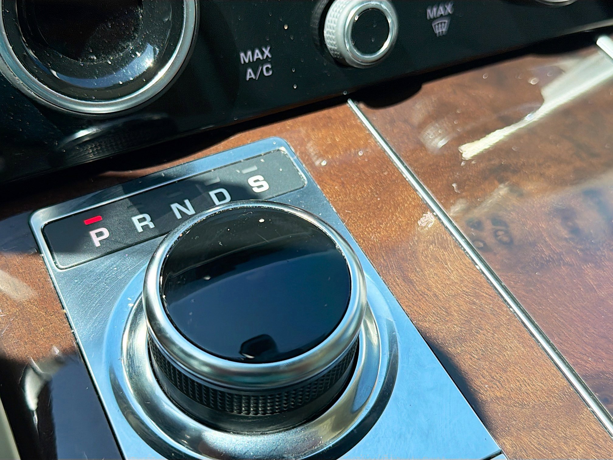 Used 2019 Land Rover Range Rover HSE image 30