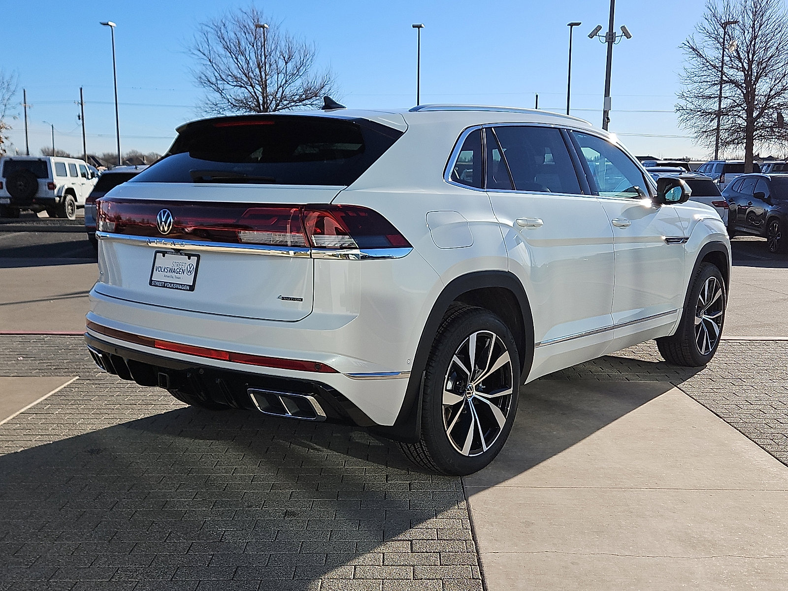 New 2026 Volkswagen Atlas Cross Sport SEL Premium R-Line image 4